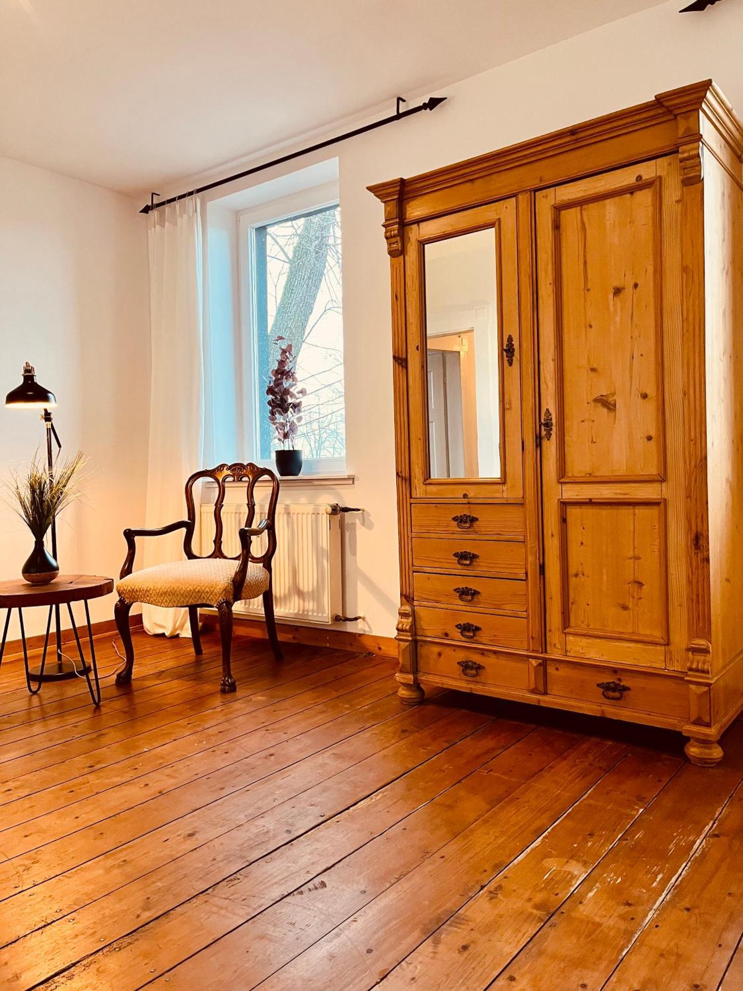 B E D & A G E D E S I G N -Extra Large- Wunderschoene Komplette Wohnung Mit Viel Platz & 4 Schlafzimmer B E D & A G E D E S I G N -Small- Wunderschoenes Zimmer Mit Bad Rechnungserstellung Fuer Geschaeftsreisende & Firmen Hünxe Exterior foto