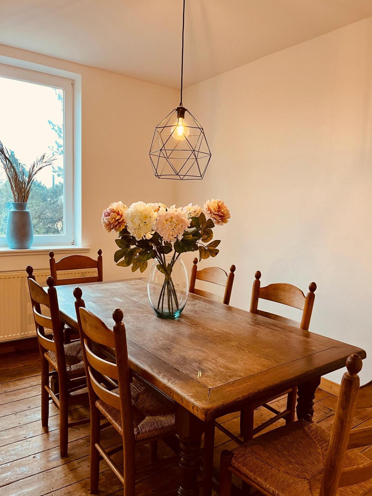 B E D & A G E D E S I G N -Extra Large- Wunderschoene Komplette Wohnung Mit Viel Platz & 4 Schlafzimmer B E D & A G E D E S I G N -Small- Wunderschoenes Zimmer Mit Bad Rechnungserstellung Fuer Geschaeftsreisende & Firmen Hünxe Exterior foto