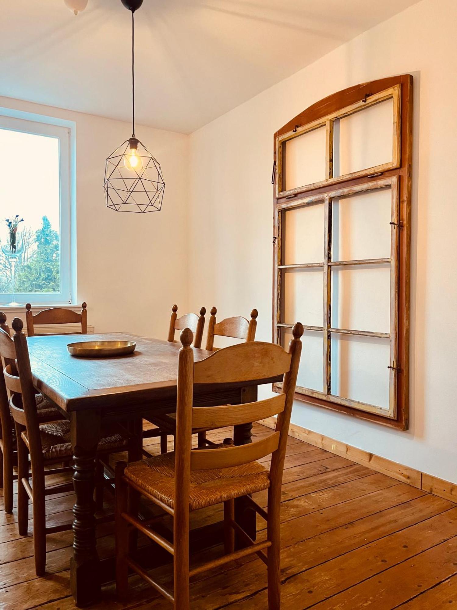 B E D & A G E D E S I G N -Extra Large- Wunderschoene Komplette Wohnung Mit Viel Platz & 4 Schlafzimmer B E D & A G E D E S I G N -Small- Wunderschoenes Zimmer Mit Bad Rechnungserstellung Fuer Geschaeftsreisende & Firmen Hünxe Exterior foto